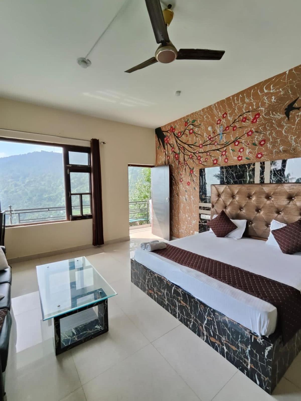 The Panda Otel Dharamshala Dış mekan fotoğraf